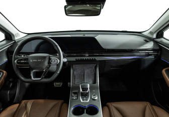 Подержанный автомобиль Omoda C5 2023 года (13 фото)