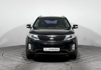 Подержанный автомобиль Kia Sorento 2014 года (2 фото)