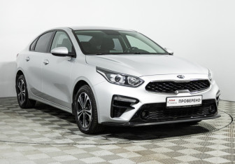 Подержанный автомобиль Kia Cerato Sedan 2019 года (3 фото)