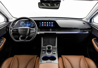 Подержанный автомобиль Omoda C5 2023 года (12 фото)