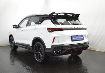Подержанный автомобиль Geely Coolray 2024 года (7 фото)