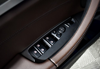 Подержанный автомобиль BMW X3 2021 года (18 фото)