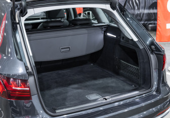 Подержанный автомобиль Audi A4 allroad 2020 года (11 фото)