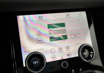 Подержанный автомобиль Land Rover Range Rover Evoque 2019 года (19 фото)
