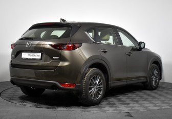 Подержанный автомобиль Mazda CX-5 2019 года (5 фото)