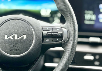 Подержанный автомобиль Kia Sportage 2025 года (16 фото)