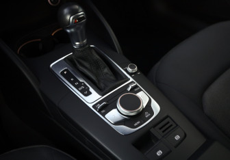 Подержанный автомобиль Audi A3 Sedan 2019 года (17 фото)