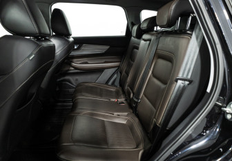 Подержанный автомобиль Chery Tiggo 8 Pro 2021 года (10 фото)