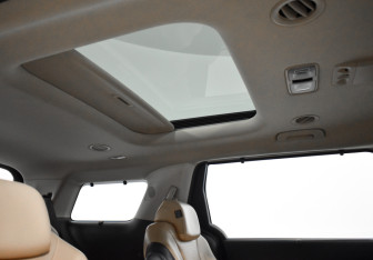 Подержанный автомобиль Kia Carnival 2020 года (21 фото)