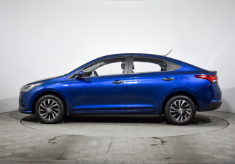 Подержанный автомобиль Hyundai Solaris Sedan 2022 года (8 фото)