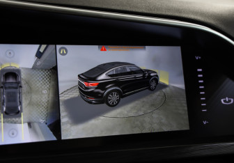 Подержанный автомобиль Geely Tugella 2023 года (16 фото)