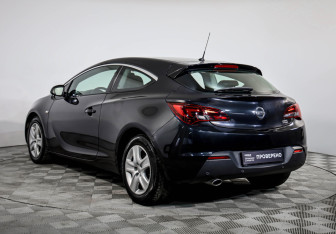 Подержанный автомобиль Opel Astra Hatchback 2011 года (6 фото)