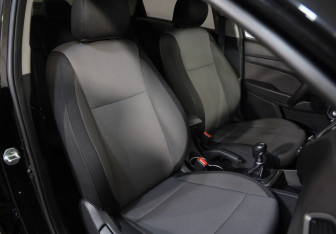 Подержанный автомобиль Hyundai Solaris Sedan 2017 года (19 фото)