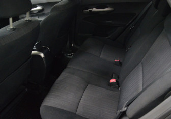 Подержанный автомобиль Toyota Auris Hatchback 2008 года (10 фото)