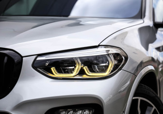 Подержанный автомобиль BMW X4 2019 года (2 фото)