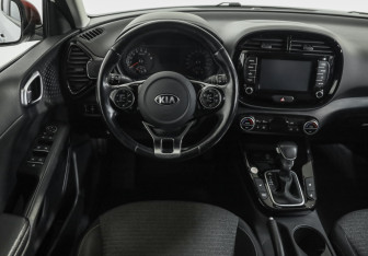 Подержанный автомобиль Kia Soul 2020 года (11 фото)