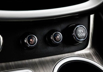 Подержанный автомобиль Nissan Murano Suv 2018 года (16 фото)