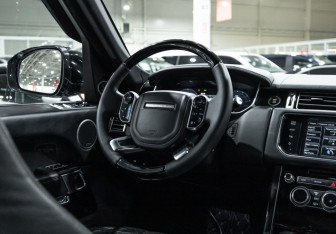 Подержанный автомобиль Land Rover Range Rover 2014 года (15 фото)