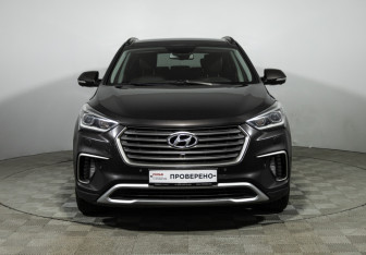 Подержанный автомобиль Hyundai Santa Fe 2017 года (2 фото)