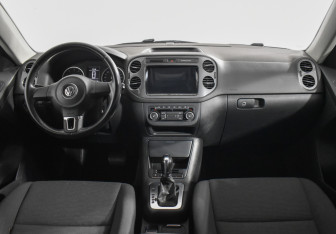 Подержанный автомобиль Volkswagen Tiguan 2012 года (13 фото)