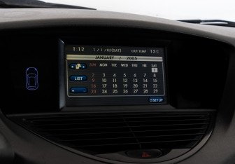 Подержанный автомобиль Subaru Tribeca 2007 года (14 фото)