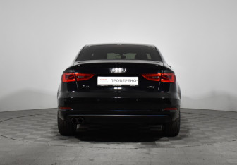 Подержанный автомобиль Audi A3 Sedan 2015 года (6 фото)