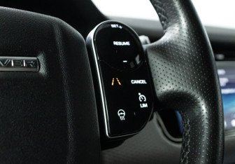 Подержанный автомобиль Land Rover Range Rover Evoque 2019 года (24 фото)