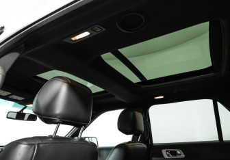 Подержанный автомобиль Ford Explorer 2014 года (22 фото)