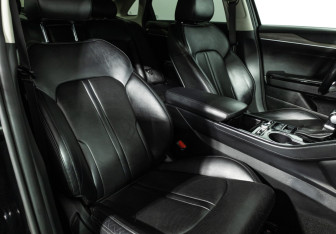 Подержанный автомобиль Kia K5 2021 года (17 фото)