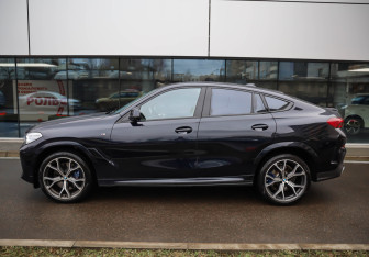 Подержанный автомобиль BMW X6 2020 года (7 фото)
