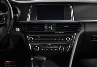 Подержанный автомобиль Kia Optima Sedan 2016 года (15 фото)