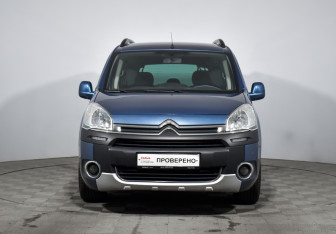Подержанный автомобиль Citroen Berlingo 2012 года (2 фото)