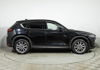 Подержанный автомобиль Mazda CX-5 2019 года (4 фото)