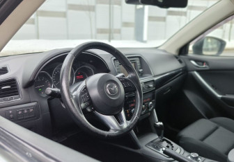 Подержанный автомобиль Mazda CX-5 2012 года (9 фото)