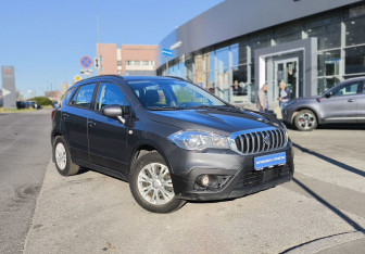 Подержанный автомобиль Suzuki SX4 Hatchback 2018 года (3 фото)