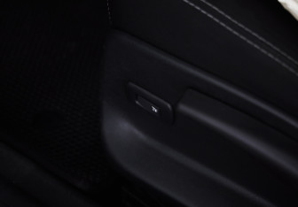 Подержанный автомобиль Renault Fluence 2016 года (19 фото)