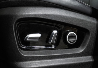 Подержанный автомобиль Jaecoo J7 2024 года (15 фото)