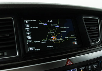 Подержанный автомобиль Genesis G80 2019 года (20 фото)