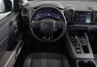 Подержанный автомобиль Citroen C5 Aircross 2020 года (10 фото)
