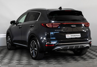 Подержанный автомобиль Kia Sportage 2018 года (7 фото)