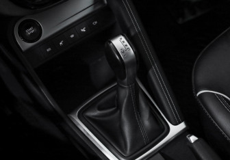 Подержанный автомобиль Renault Kaptur 2020 года (18 фото)