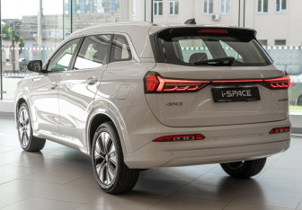 Новый Evolute i-SPACE 2025 (4 фото)