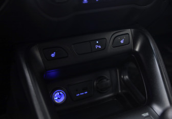 Подержанный автомобиль Hyundai ix35 2014 года (17 фото)