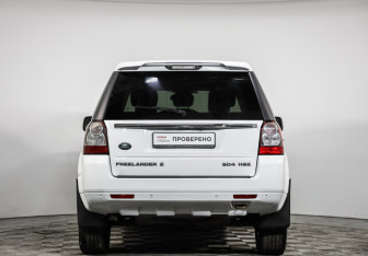 Подержанный автомобиль Land Rover Freelander 2012 года (6 фото)
