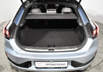 Подержанный автомобиль Zeekr 001 2022 года (19 фото)