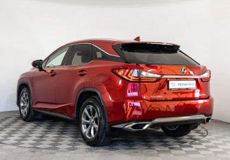Подержанный автомобиль Lexus RX 2018 года (9 фото)