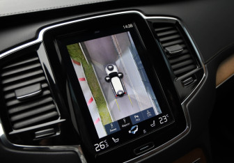 Подержанный автомобиль Volvo XC90 2019 года (22 фото)