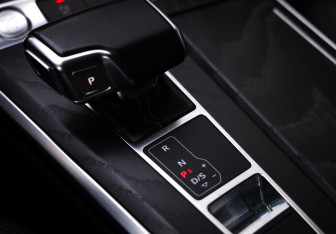 Подержанный автомобиль Audi A6 Sedan 2020 года (23 фото)