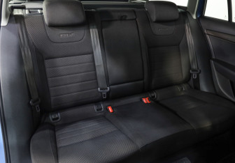 Подержанный автомобиль Skoda Octavia Wagon 2016 года (23 фото)