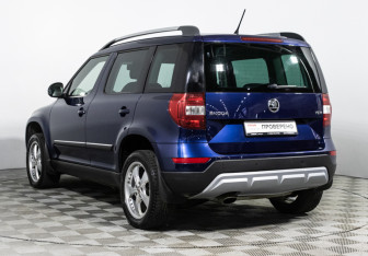 Подержанный автомобиль Skoda Yeti 2015 года (7 фото)